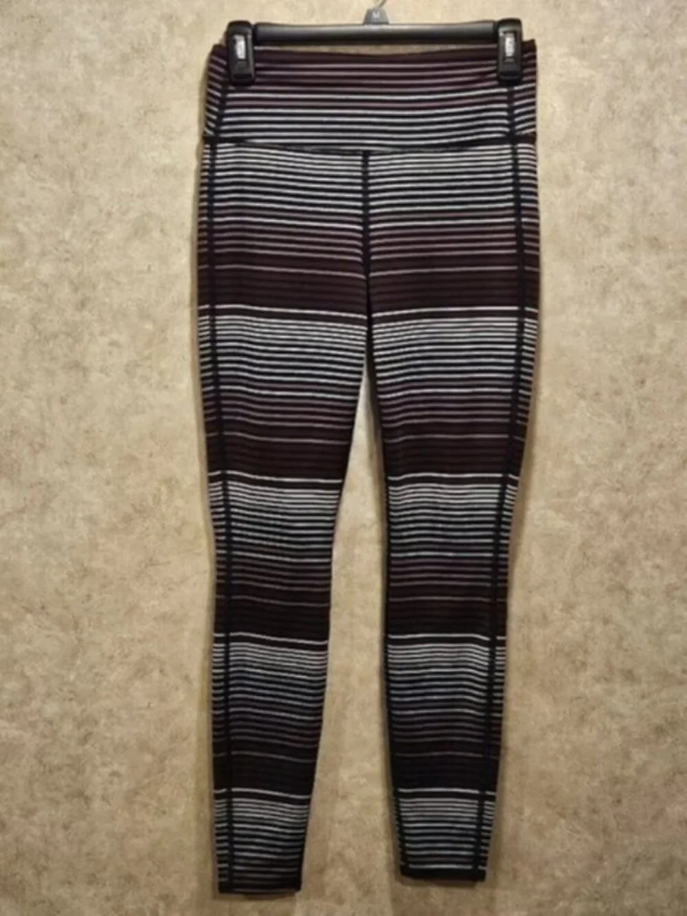 Athleta SZ S Striped Athleisure Mid Rise CHATURANGA Workout Leggings No Pockets